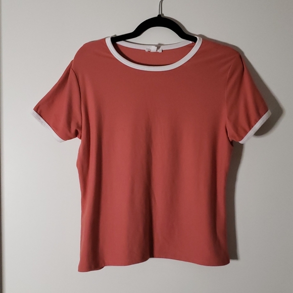 Pink Crew Neck - Picture 2 of 4